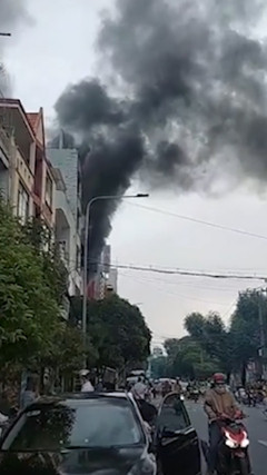 Cháy nhà 4 tầng ở TP.HCM: Thông tin mới nhất 