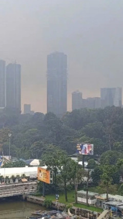 TP.HCM chìm trong sương mù dày đặc