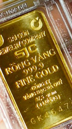 Giá vàng hôm nay 30/12: Vàng miếng và vàng nhẫn cùng giảm 