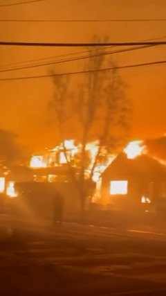 Thảm họa cháy rừng California gây thiệt hại lớn bậc nhất lịch sử nước Mỹ 