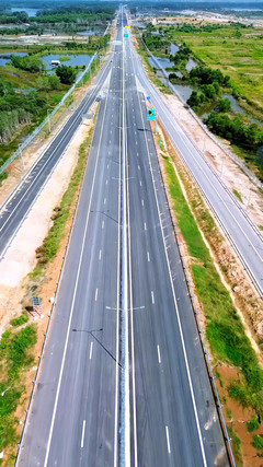 2 đoạn trên cao tốc Bến Lức - Long Thành thông xe trước Tết Nguyên đán