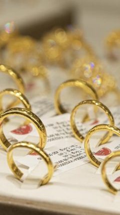 Giá vàng ngày 4/2: Tăng sốc, lập đỉnh mới