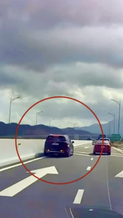 Lùi xe trên cao tốc Nha Trang - Cam Lâm, nữ tài xế bị phạt 35 triệu đồng