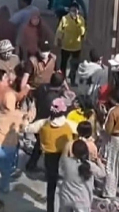 An Giang: Bắt giam 9 người dàn cảnh cướp tài sản tại chùa Kim Tiên