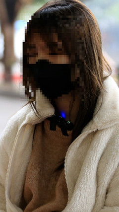 Buổi tối kinh hoàng của thiếu nữ bị đánh hội đồng, bắt quỳ xin lỗi