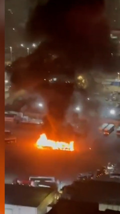 Tấn công khủng bố rung chuyển Israel