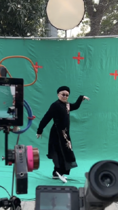 Nghệ sỹ Xuân Hinh tiết lộ mức cát-sê đóng MV 'Bắc Bling' của Hòa Minzy