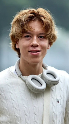 Tiền vệ Viktor Lê: 'Cạnh tranh bằng mọi giá' suất thi đấu ở U22 Việt Nam