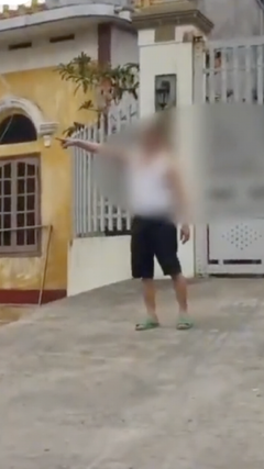 Tội phạm ma túy bỏ lại ô tô chứa súng, lựu đạn: Nhân chứng kể phút kinh hoàng