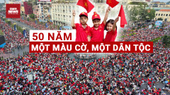 50 năm sau ngày giải phóng: Cờ đỏ nhuộm thắm, TP.HCM bừng lên hào khí non sông