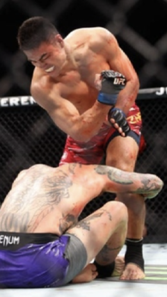 Thua đệ tử Thiếu Lâm ngay trong hiệp 1, võ sĩ Mỹ giải nghệ