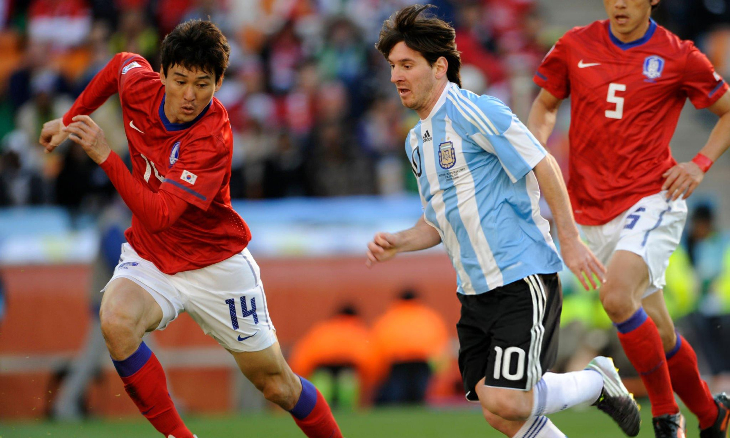 Tuyển Việt Nam có nhân tố mới từng đối đầu Messi, ghi 2 bàn ở World Cup