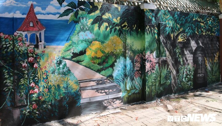 Giới trẻ Đà Nẵng có bị cuốn hút bởi bích họa trên đường Hồ Nguyên Trừng?