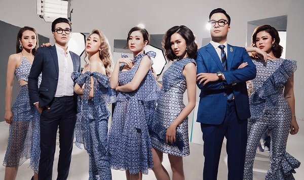 Công Tố, Khánh Vân cùng dàn MC trai xinh gái đẹp cuốn hút trong bộ ảnh mừng sinh nhật VTV6