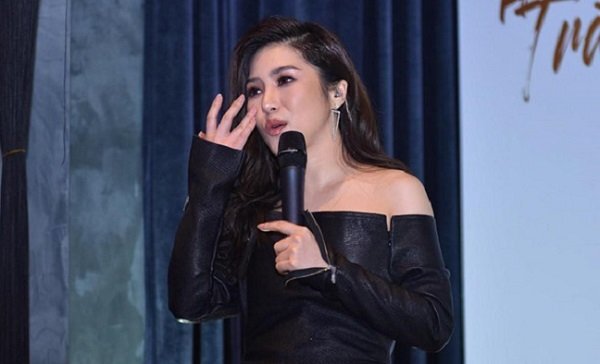 Thực hư tin Hương Tràm nghỉ hát vài năm sang Mỹ vì mang bầu