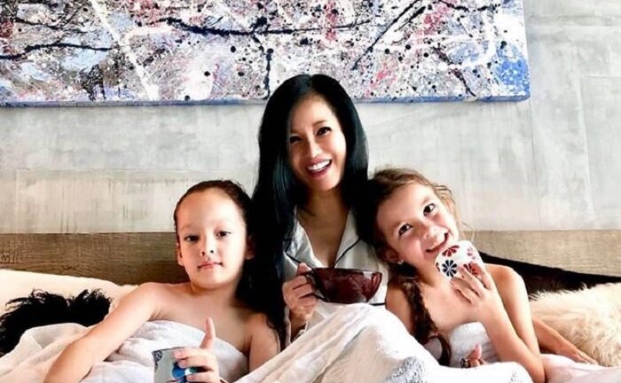 Cách dạy con không giống ai của diva Hồng Nhung