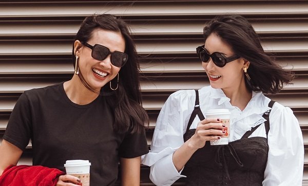 Hoa hậu Hà Kiều Anh trẻ trung, đọ sắc cùng bạn thân Dương Mỹ Linh