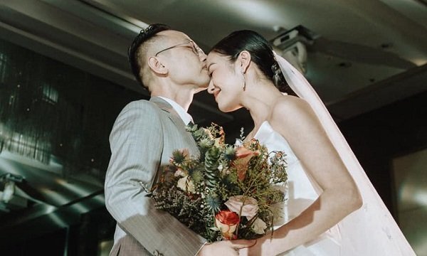 Sau hôn lễ lãng mạn, MC Phí Linh chia sẻ ngôn tình, tiết lộ điều đặc biệt ở chồng mới cưới