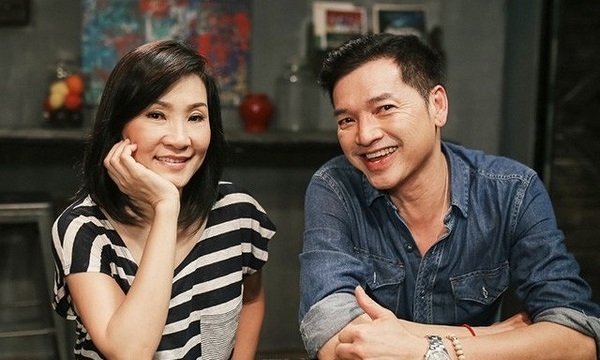 Quang Minh đổi tên Facebook, gỡ ảnh Hồng Đào hậu ly hôn