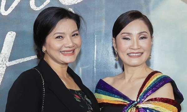 Hồng Đào vui vẻ dự ra mắt phim, khoe nhan sắc rạng rỡ hậu ly hôn