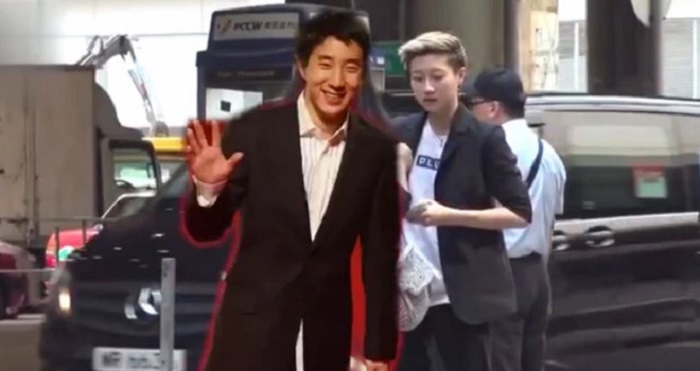 Con gái Thành Long ngày càng giống anh trai