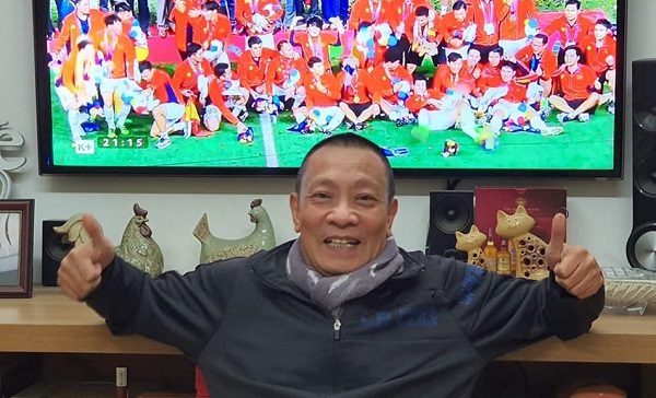 NSND Trung Anh, MC Lại Văn Sâm cảm ơn đội tuyển U22 Việt Nam