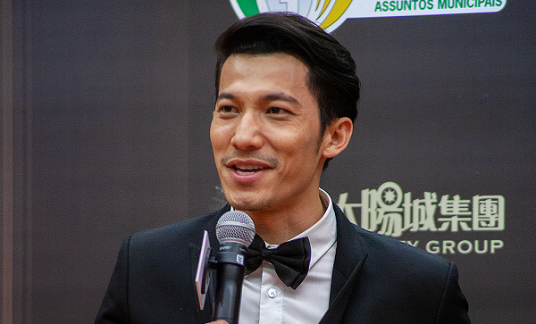 Liên Bỉnh Phát được vinh danh ở ‘Liên hoan phim quốc tế Macao 2019’