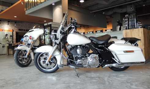 Bộ đôi Motor Cảnh sát Mỹ mới về Việt Nam giá gần 2 tỷ