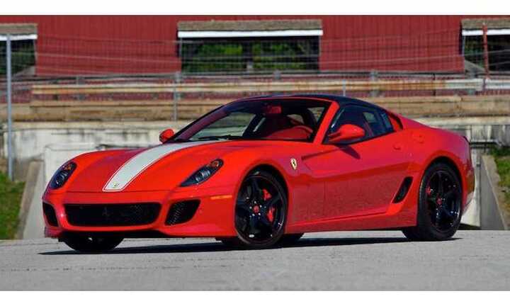 Ngắm Ferrari 599 SA Aperta, siêu xe mui trần hiếm nhất thế giới
