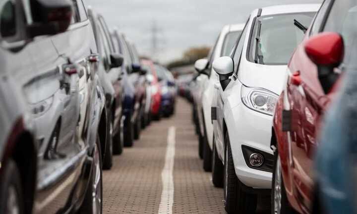 Mua ô tô nhập không chính hãng giá rẻ: Tiền mất tật mang