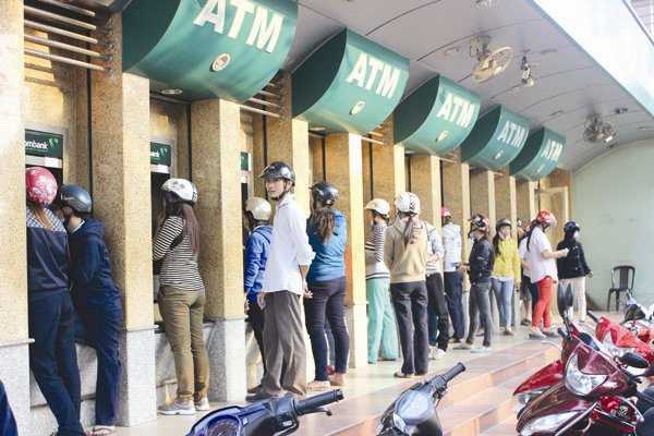 Vụ khách mất 500 triệu đồng: Vietcombank sẽ... rút kinh nghiệm