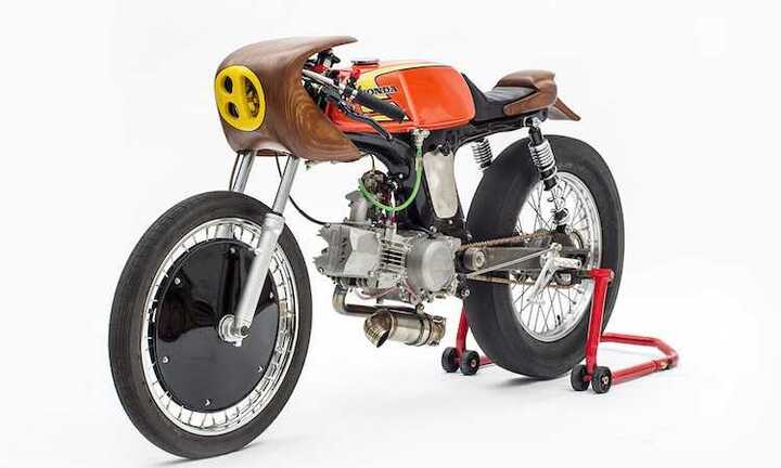 Ngắm Honda 67 bằng gỗ chạy 'siêu tốc độ'