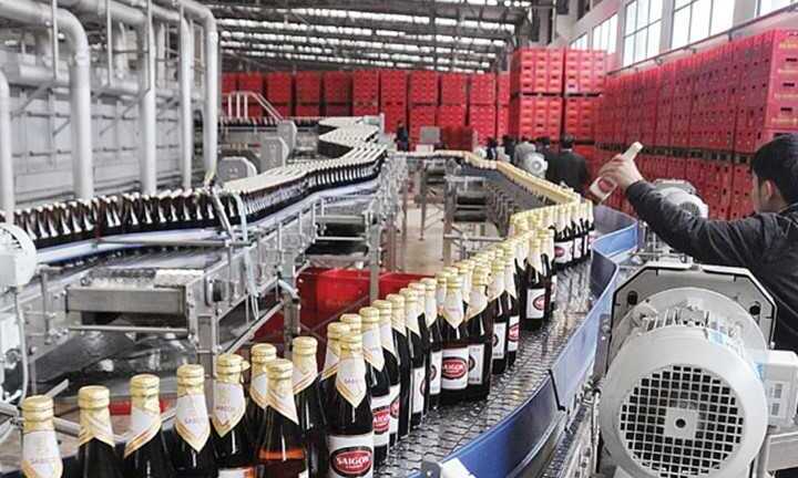 Nghịch lý Sabeco: ‘Mẹ’ ôm 8.200 tỷ đồng gửi ngân hàng, ‘con’ thiếu tiền phải đi vay