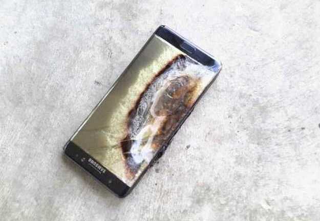 Galaxy Note 7 như một 'quả bom', Samsung khuyến cáo không bật máy