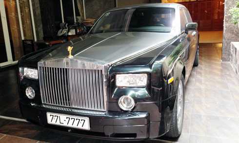 Khám phá bộ sưu tập Rolls-Royce siêu sang biển đẹp của đại gia Việt