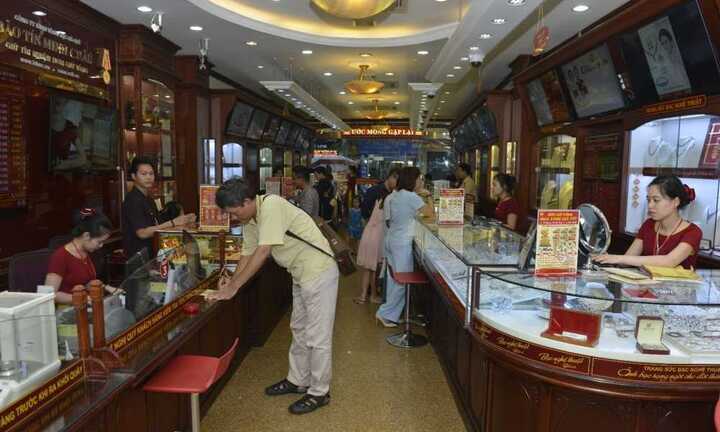 Giá vàng hôm nay 22/9 tăng nhảy vọt