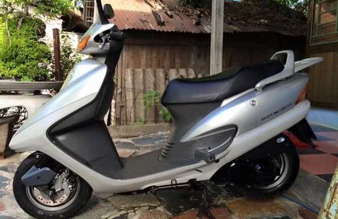 Honda Spacy đi 16 năm giá 200 triệu đồng tại Hà Nội