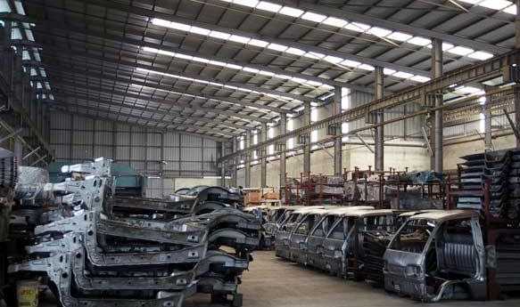 Nhà máy ngàn tỷ bán sắt vụn: Đại gia ô tô Vinaxuki sạt nghiệp