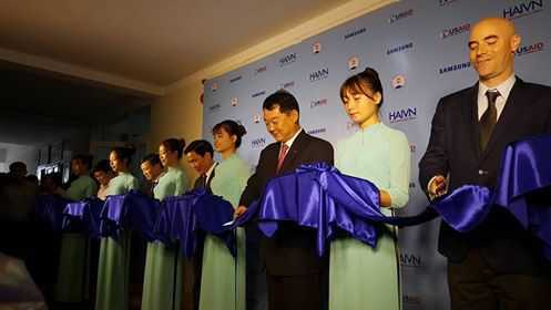 Samsung tặng giảng đường thông minh tiền tỷ cho Đại học Y - Dược Thái Nguyên