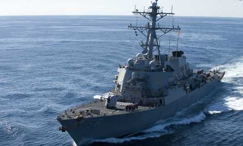 Tàu khu trục tên lửa Mỹ cập cảng Đà Nẵng