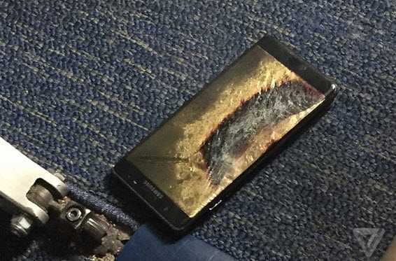 Note 7 thay pin bốc khói trên máy bay: Samsung chính thức phản hồi