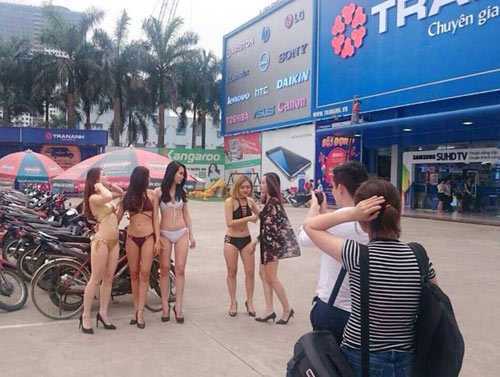 Chơi chiêu với dàn PG diện bikini, Trần Anh vẫn thua lỗ