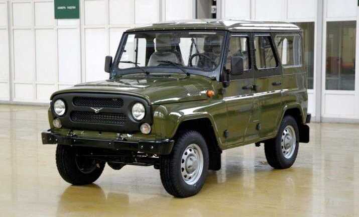 U-oát Nga trở lại đắt như pick up Thái: Ai bỏ tiền mua?