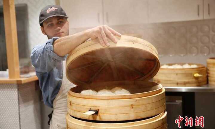 Bánh bao Trung Quốc nổi tiếng sau 3 tháng trên đất Mỹ