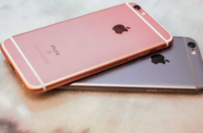 Loạt smartphone bom tấn 2015 mất giá ra sao?