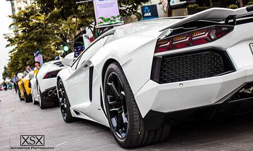 Cường Đô La cùng dàn siêu xe 'đại náo' Sài thành