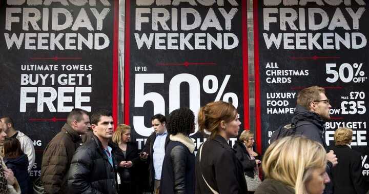 Black Friday: USD tăng kỷ lục, người Việt hối hả săn hàng xách tay Mỹ