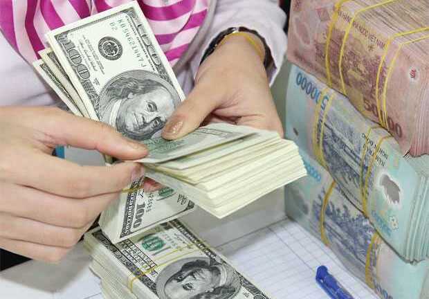 Giá USD vọt lên mức kỷ lục, Ngân hàng Nhà nước cảnh báo
