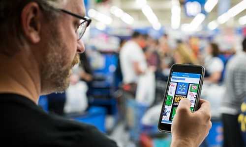 Doanh thu online ngày Black Friday sắp lập kỷ lục