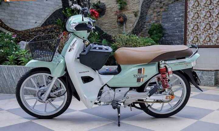 Honda Super Dream 110 phiên bản 2016 độ 'chất lừ'